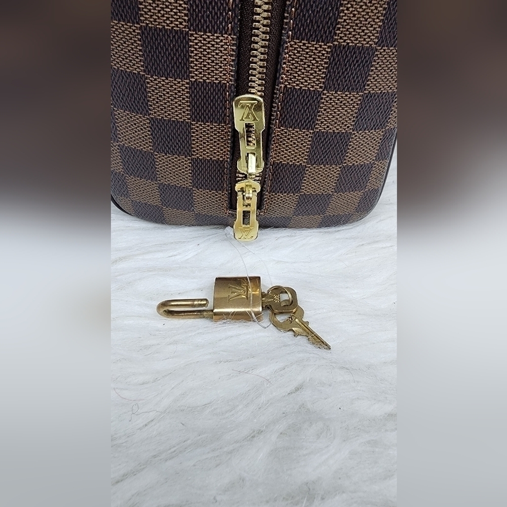 Louis Vuitton Nolita Handbag in Damier Ebene Canvas – Timeless Elegance (2005) - Picture 9 of 12